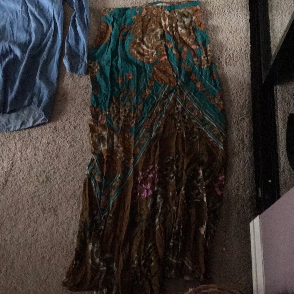 Long skirt
